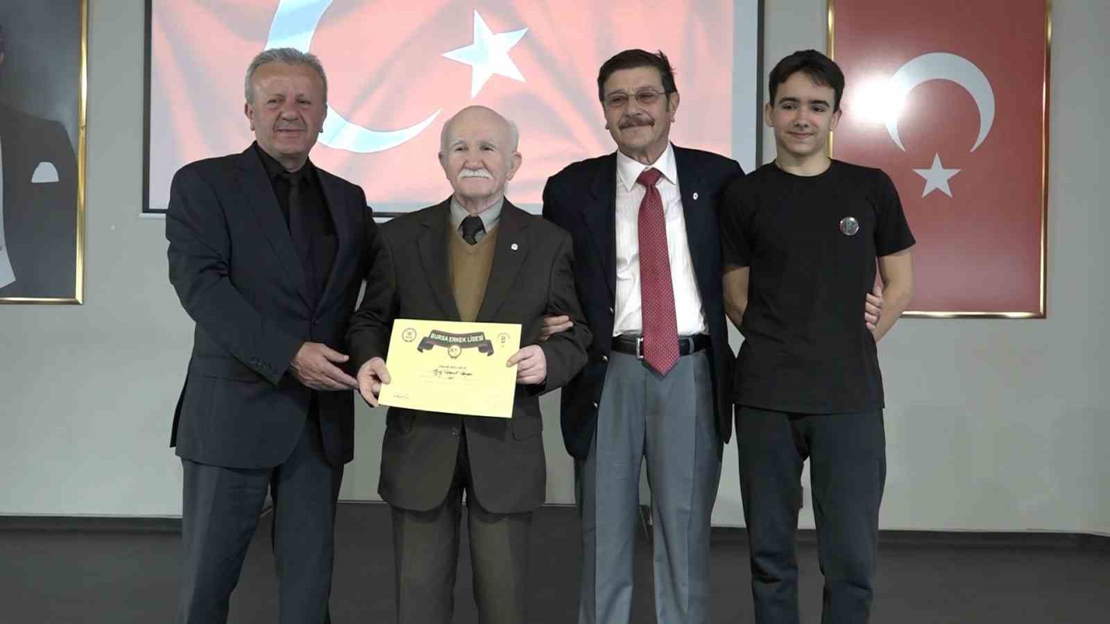 bursa erkek liseliler 143 pilav gununde bulustu 3 azePmRd8