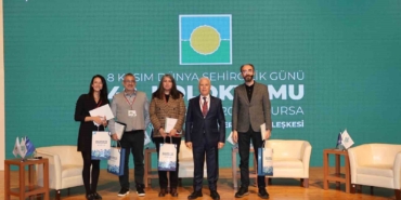 bursa-gelecegin-kentlesmesine-yon-veriyor-IRrZZyIF.jpg