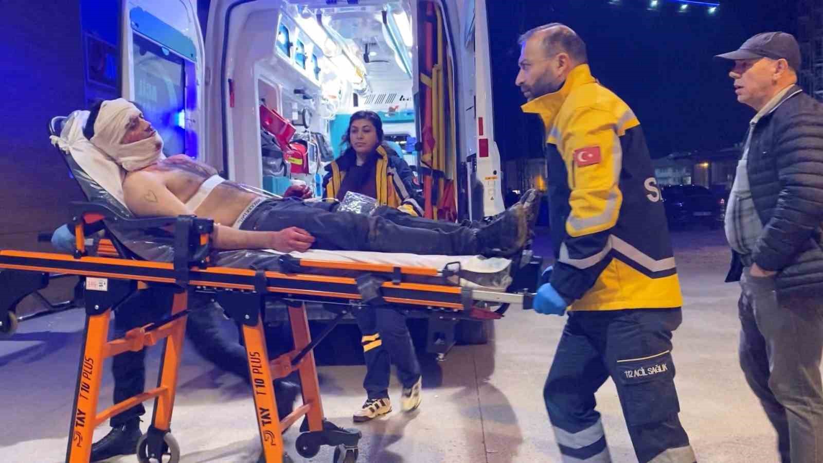 bursa inegolde arazi kavgasi baltalar ve sopalar konustu 4 yarali 1 1BDUwMl6