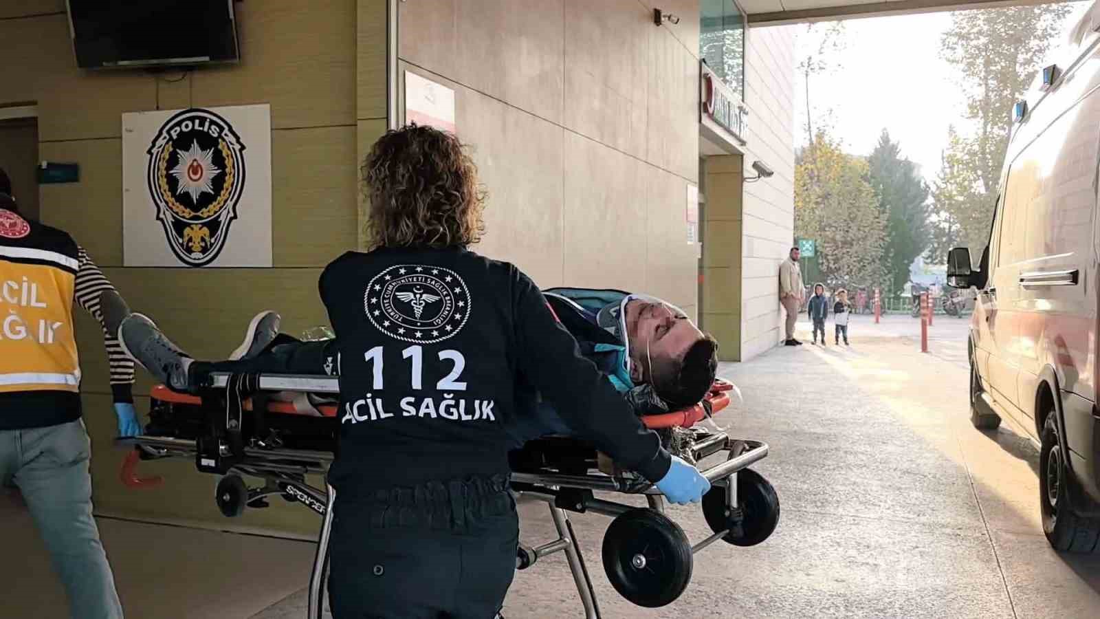 Bursa İnegöl’de feci kaza: Motosiklet sürücüsü ağır yaralandı 5 bursa inegolde feci kaza motosiklet surucusu agir yaralandi 1 ECd1hIdZ