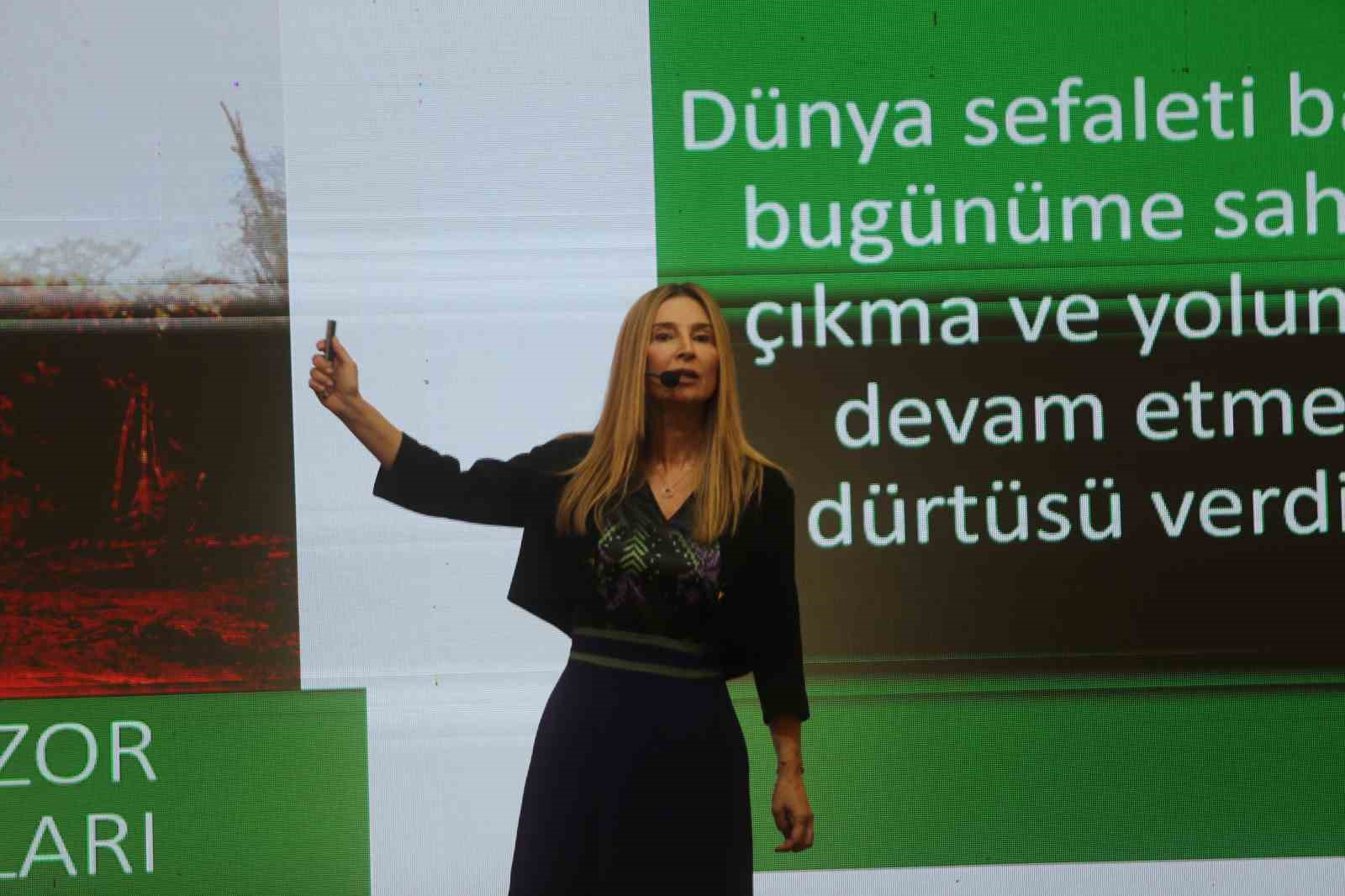 bursa is dunyasi busiadin geleneksel iftarinda bir araya geldi 3 UpVSfXWT