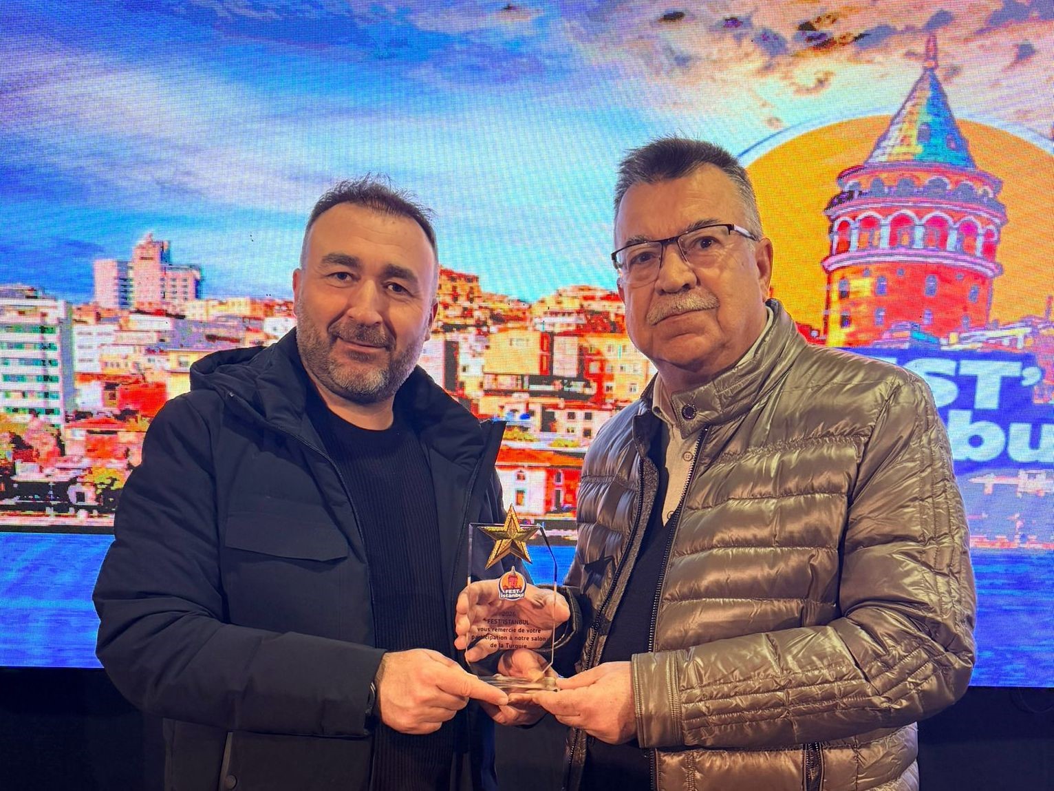 bursa mehter takimi pariste sahne aldi 3 HAulYqCk