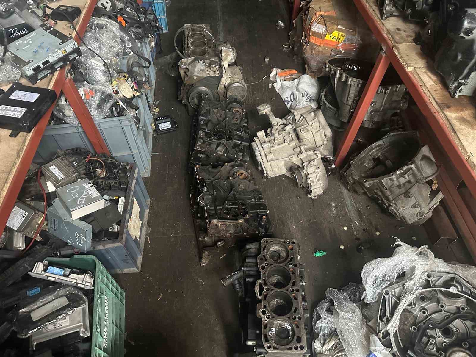 bursa merkezli dev operasyon 11 ilde es zamanli change arac baskini 3 DGREKV5i