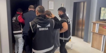 bursa-merkezli-dev-operasyon-11-ilde-es-zamanli-change-arac-baskini-zrVpwf7I.jpg