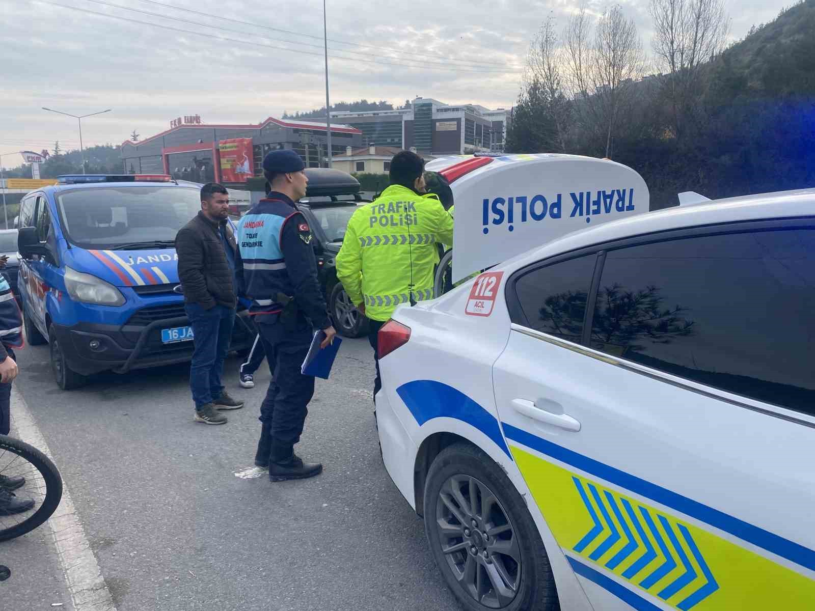 bursa mudanya yolunda bisikletli kazasi 1 kisi yaralandi 4 tyG7Iell