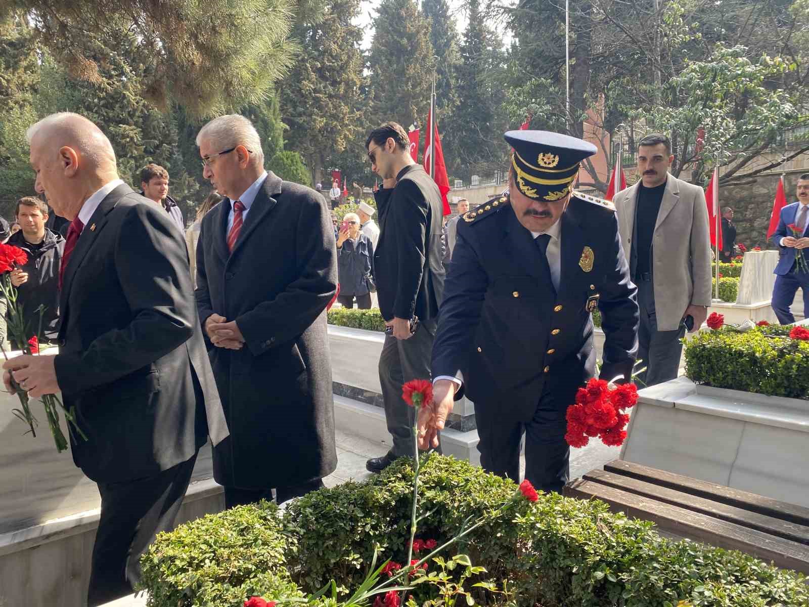 bursa protokolunden pinarbasi sehitligine anlamli ziyaret 6 2d46lcQc