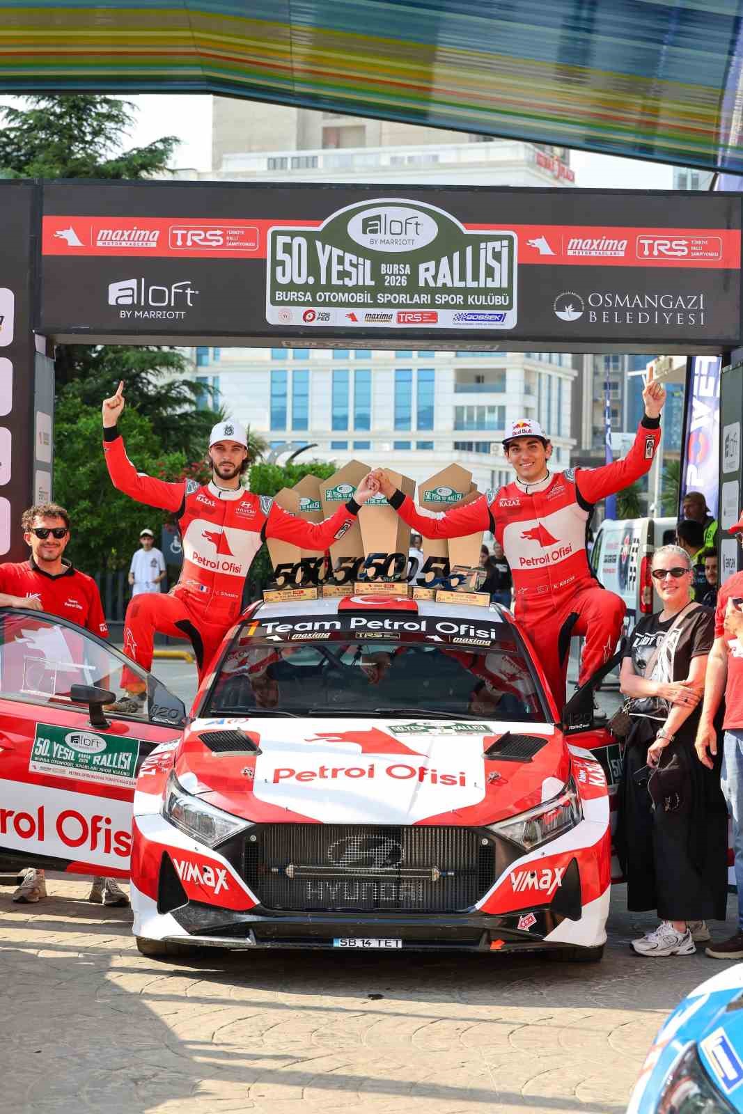 Bursa Rallisi’ni Kerem Kazaz kazandı 7 bursa rallisini kerem kazaz kazandi 3