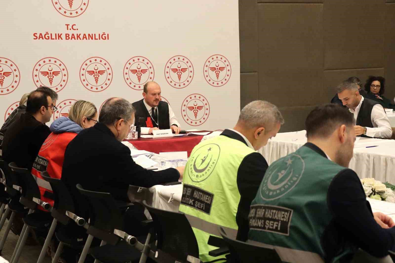 bursa sehir hastanesinde gercegini aratmayan deprem ve yangin tatbikati 3 jDjC4Ik1