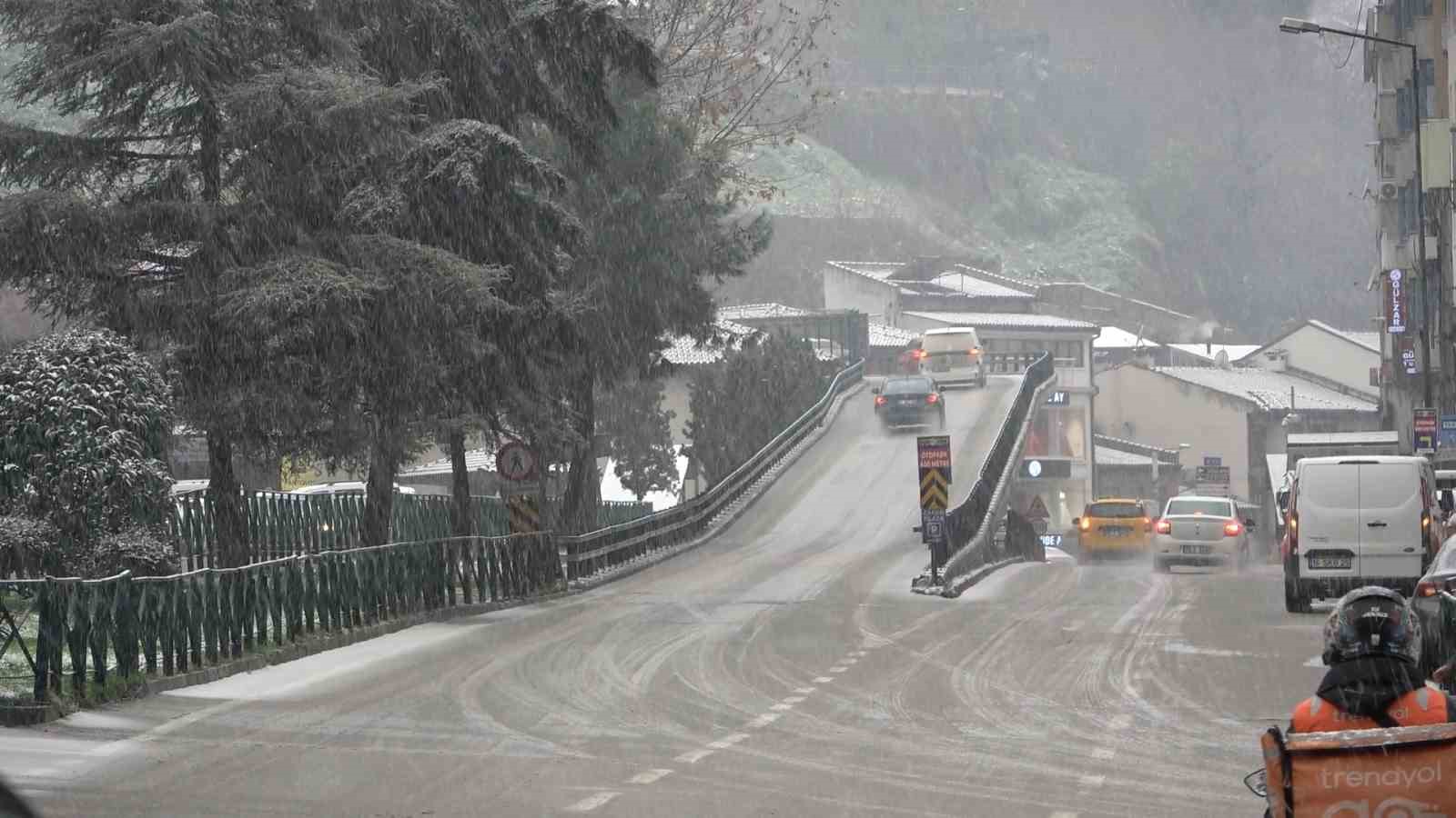 bursa sehir merkezi de beyazlara burundu 5 GjSiQdVL
