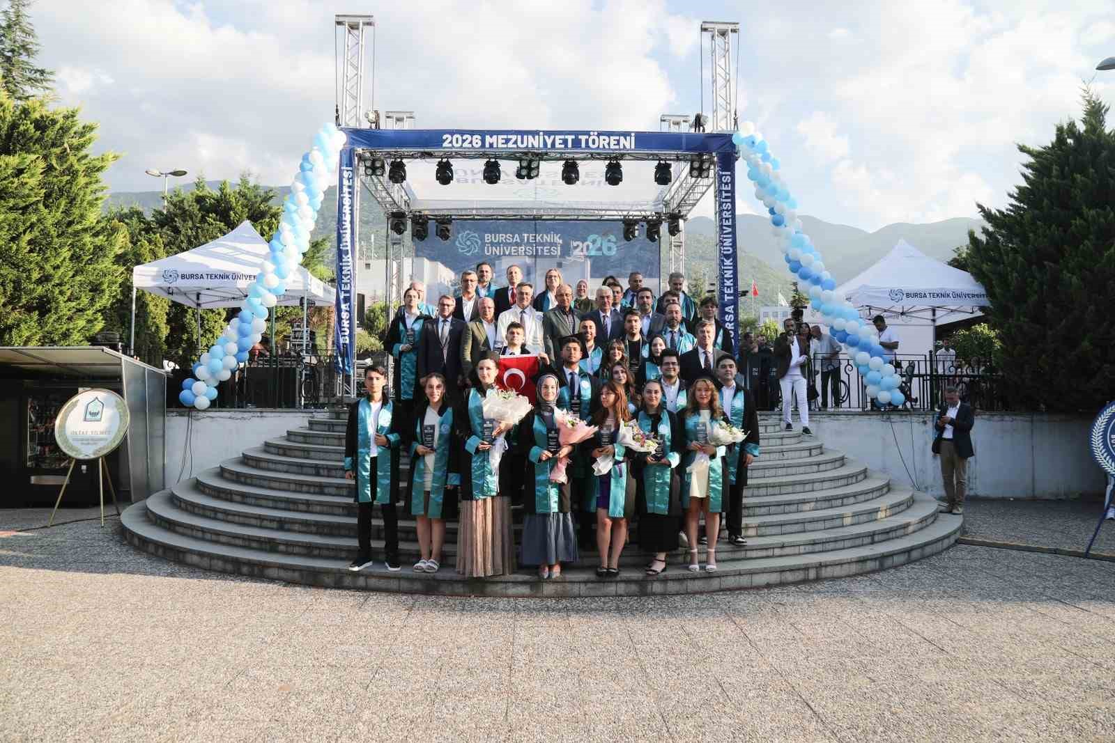 Bursa Teknik Üniversitesinde gurur günü 5 bursa teknik universitesinde gurur gunu 1 O6XHGdjy