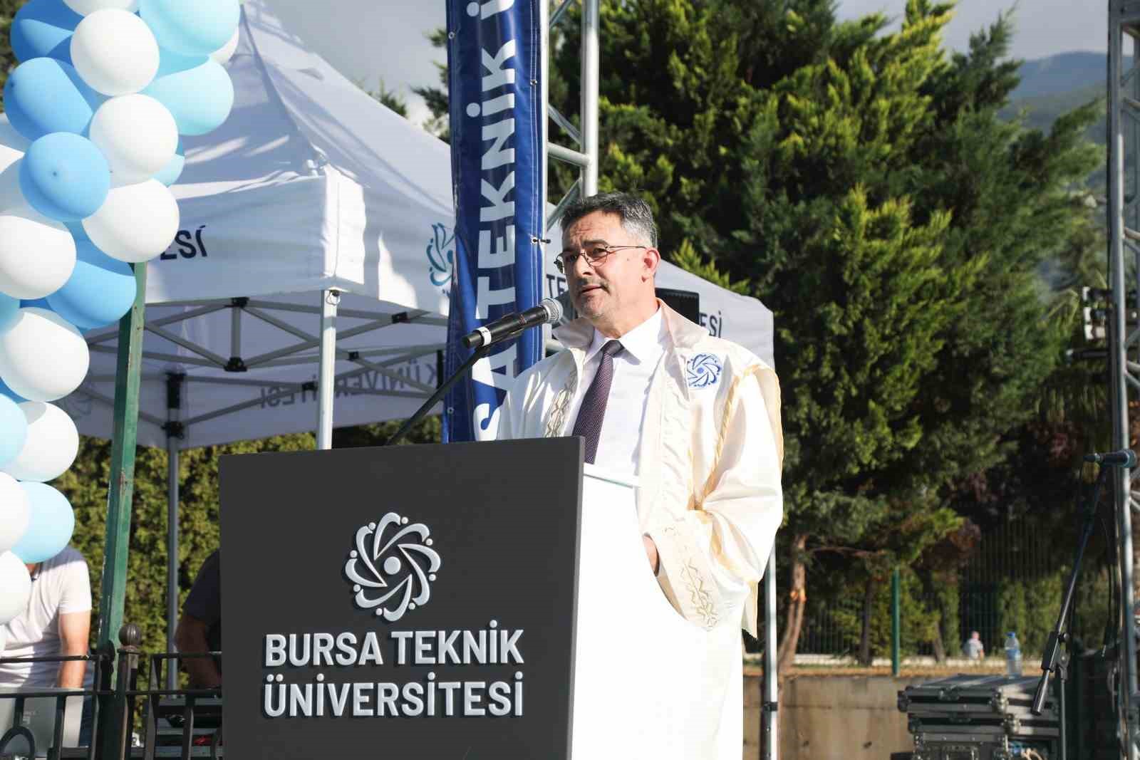 Bursa Teknik Üniversitesinde gurur günü 8 bursa teknik universitesinde gurur gunu 4 TdtqgaRX