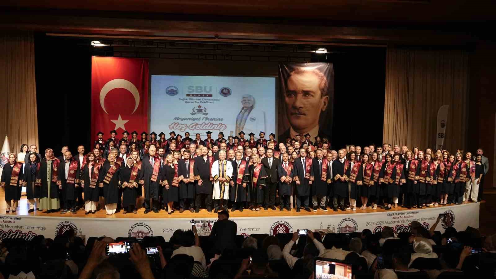 bursa tip fakultesi ilk mezunlarini verdi 2 i5v1mIQ6