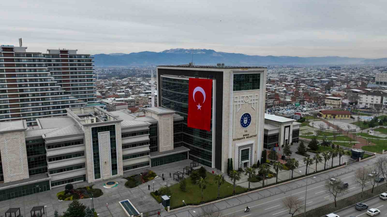 bursa turk bayraklariyla donatildi 2 cmVEgzrY