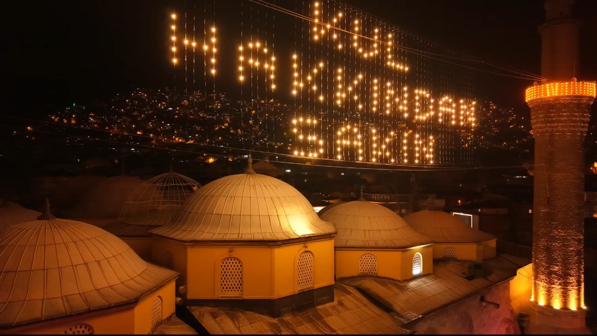 bursa ulu camide ramazan mahyasi kul hakkindan sakin 2 fGysibgs