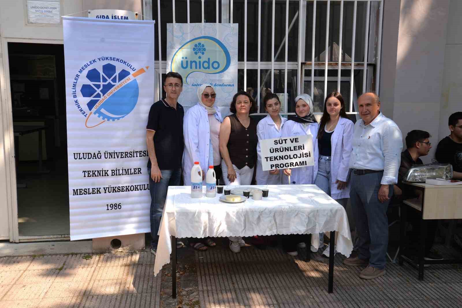 bursa uludag universitesinde yilsonu proje senligi 3