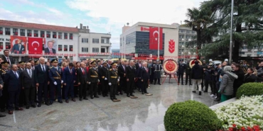 bursa-valisi-ayyildiz-cumhuriyetin-102-kurulus-yil-donumunu-cosku-ve-gururla-yasiyoruz-WTlzMhTJ.jpg