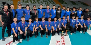 bursa-voleyboluna-inegol-belediyespor-imzasi-gc4UUthS.jpg