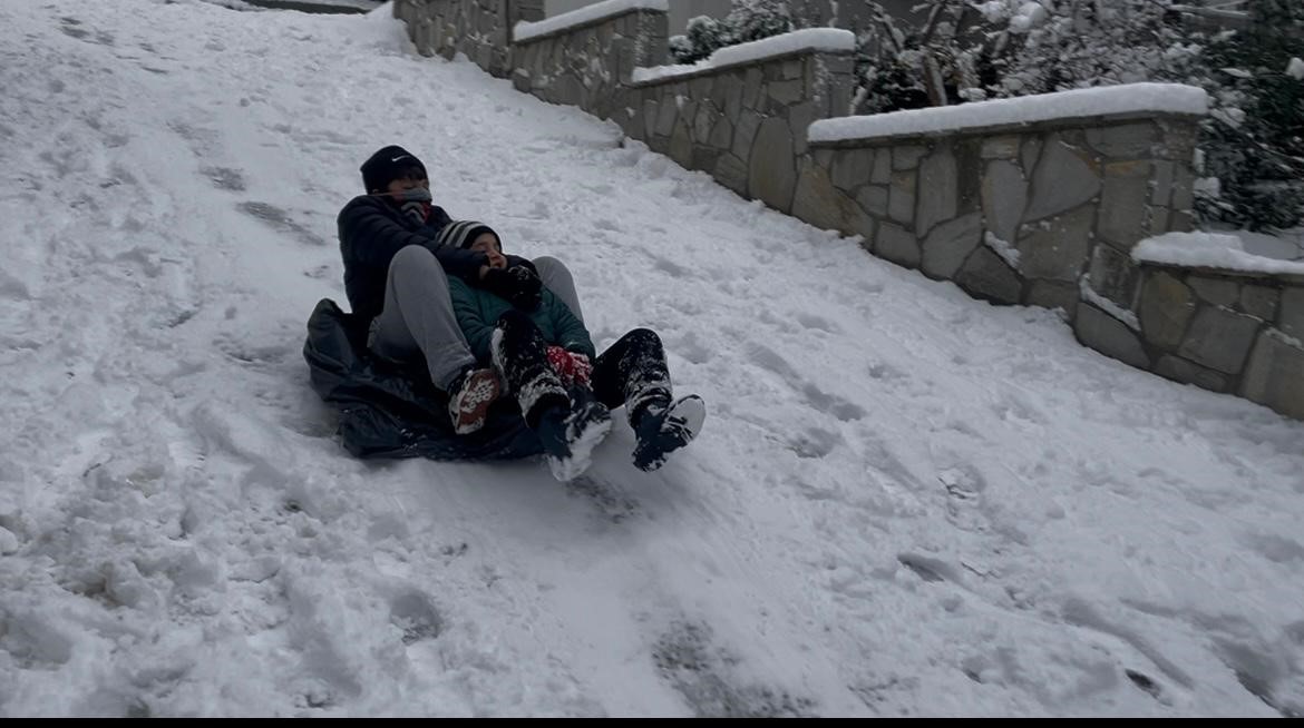 Bursa yeni yılın ilk günü beyazlara büründü...İşe ATV araçları ile gittiler 7 bursa yeni yilin ilk gunu beyazlara burunduise atv araclari ile gittiler 3 QXFas4C2