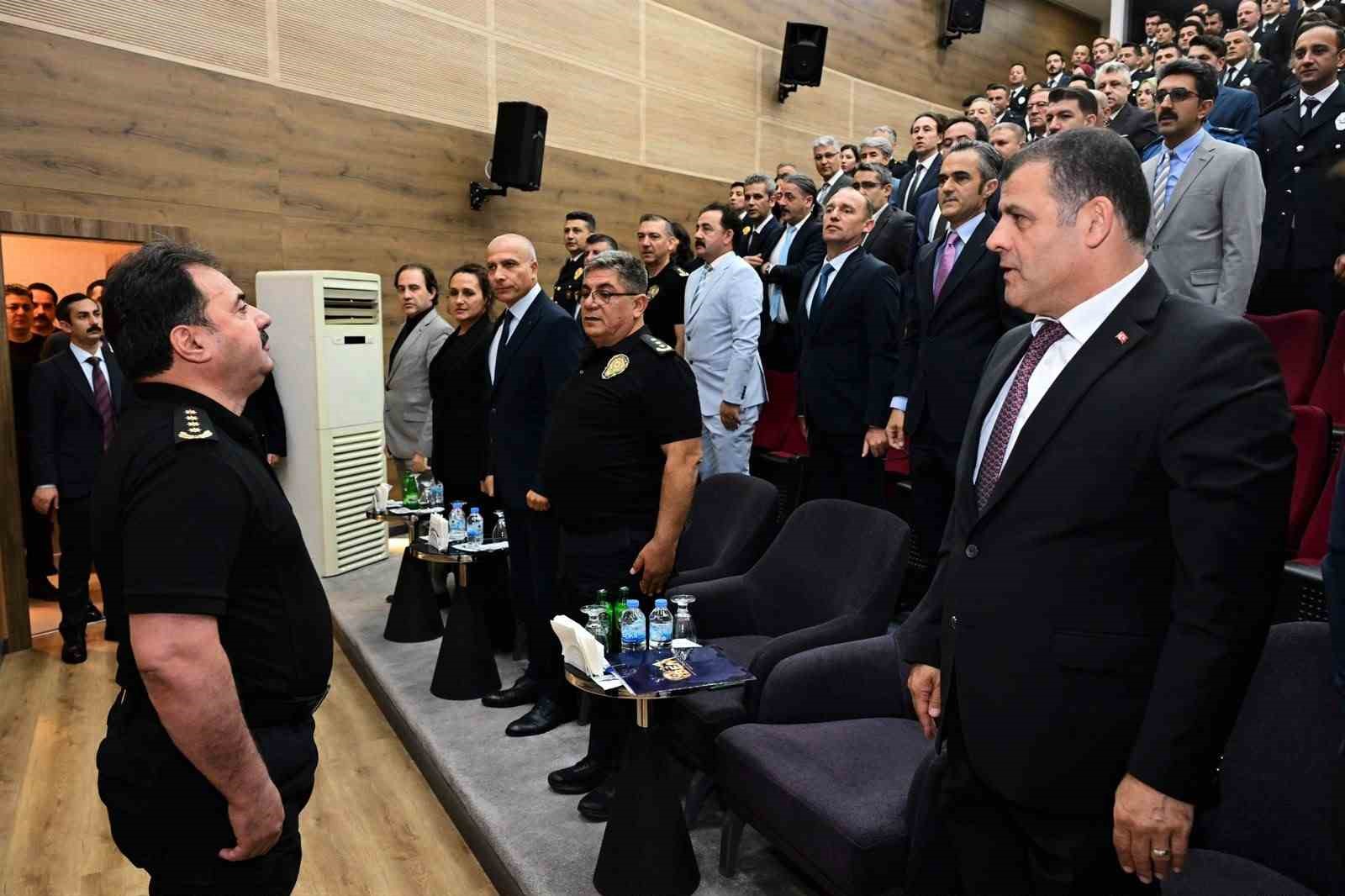 bursada 105 emniyet personeli terfi etti 2 lqOdsSrE