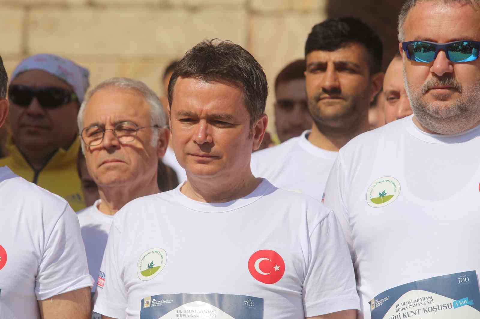 bursada 18 uluslararasi osmangazi tarihi kent kosusu gerceklestirildi 4