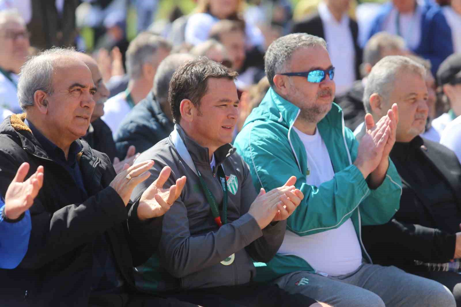 bursada 18 uluslararasi osmangazi tarihi kent kosusu gerceklestirildi 6 UP8bRGdC
