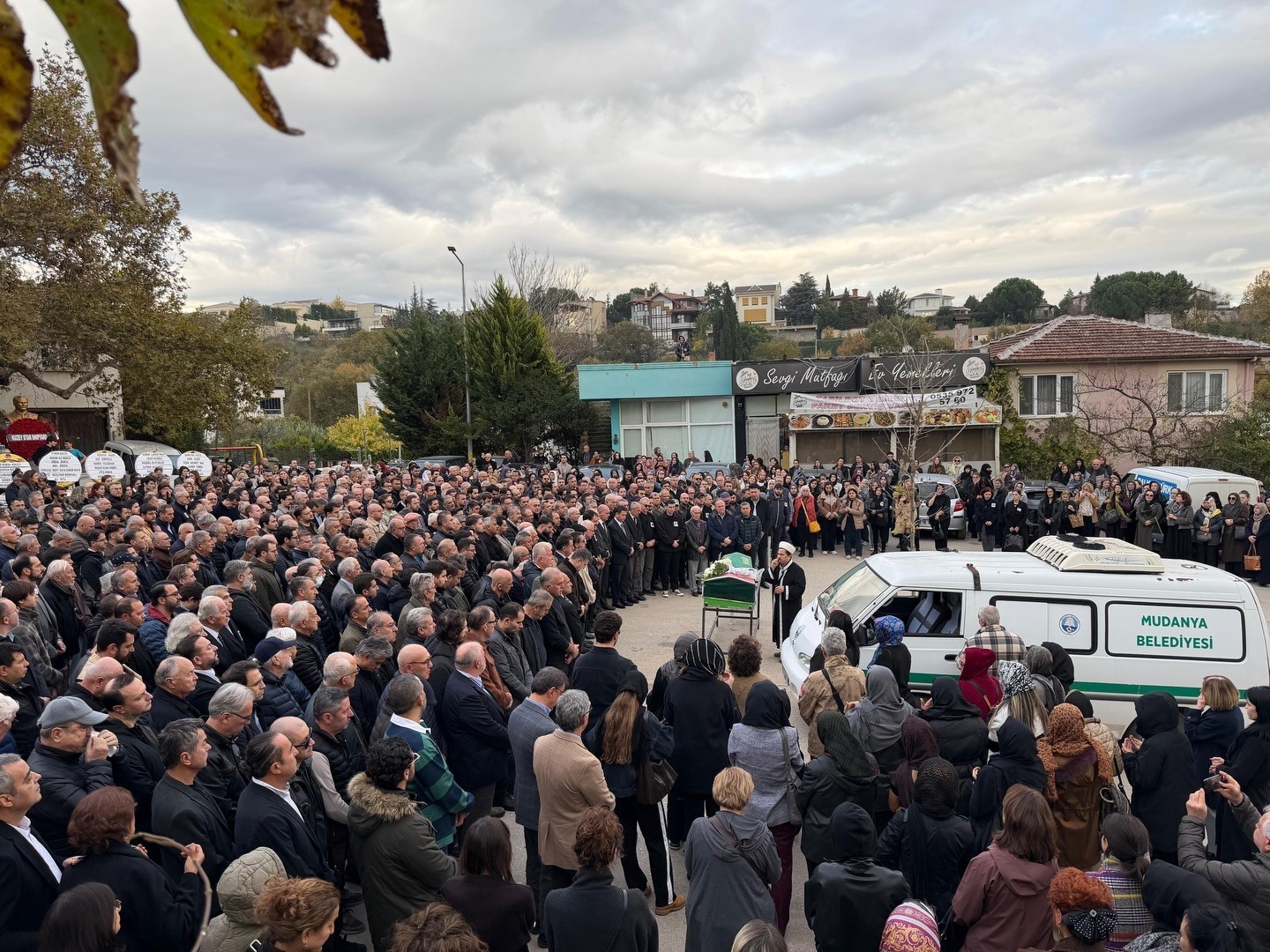 bursada 24 yasindaki leylaya aci veda 2 LXHekSWW