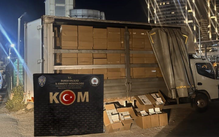 bursada 3 milyon kacak makaron ele gecirildi 1 SiML2LBU