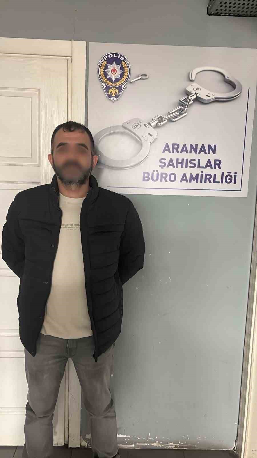 bursada 36 ve 15 yil hapis cezasiyla aranan iki kati zanlisi yakalandi 1 hBkYpYQH