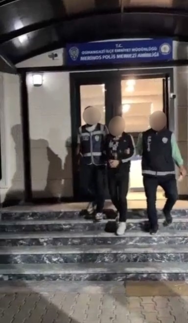 bursada 4 firari yakalandi 2 qPlKtjq7