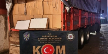 bursada-4-milyonun-uzerinde-dolu-makaron-ele-gecirildi-eCQiyqMd.jpg