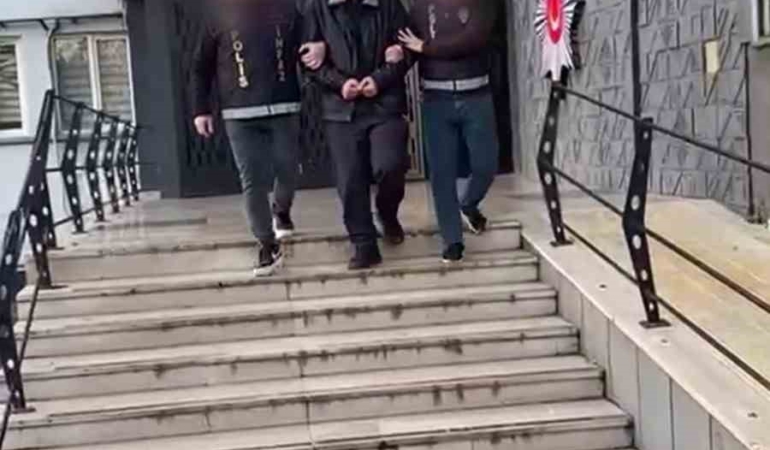 bursada-56-yil-hapis-cezasiyla-aranan-firariye-nefes-kesen-operasyon-K4WdMuF5.jpg