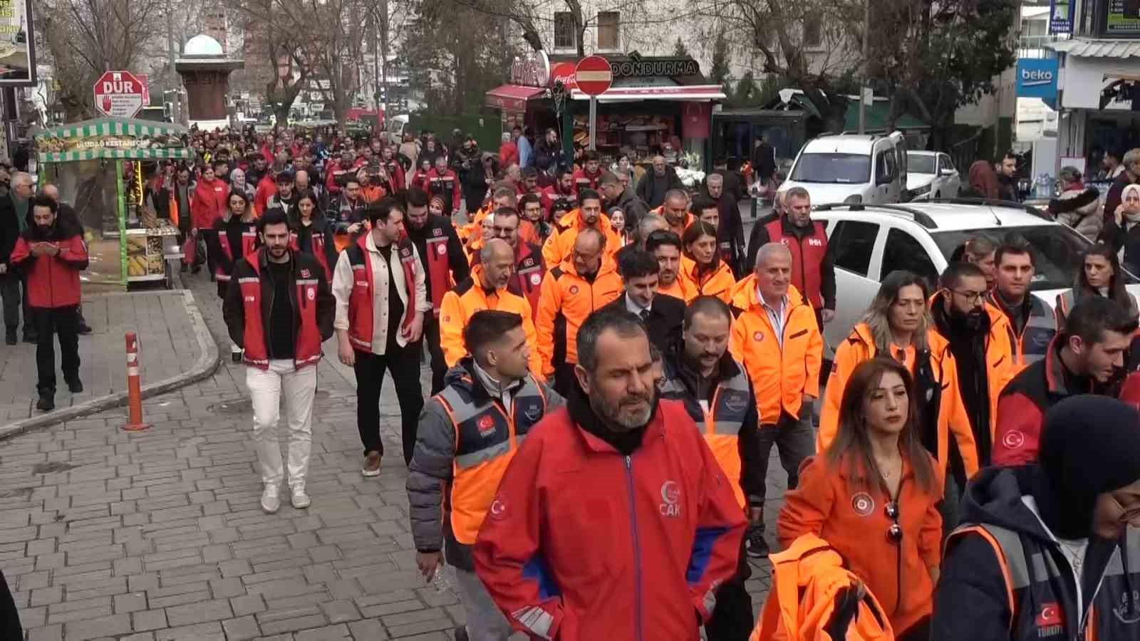 bursada 6 subat sehitleri icin sessiz yuruyus 3 pd5cY6Ku