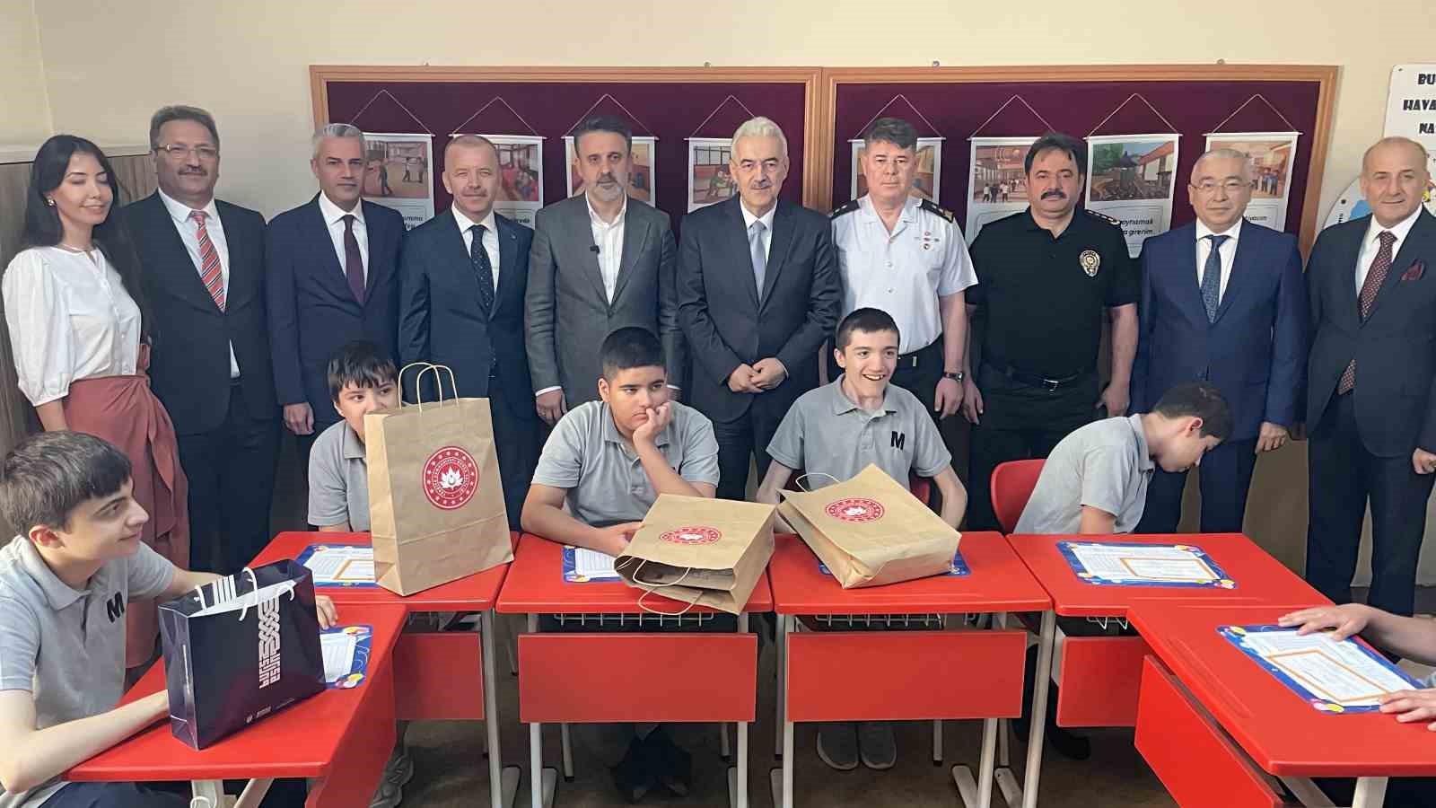 bursada 620 bin 931 ogrenci tatile merhaba dedi 2 zS7Qp5P1