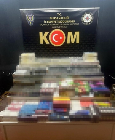 bursada-8-bin-870-paket-kacak-sigara-ele-gecirildi-XfkpQffv.jpg