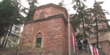 bursada-abdullatif-kudsi-turbesi-yeniden-ziyarete-acildi-HsLWR1v8.jpg