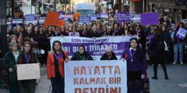 bursada-adimlar-siddetsiz-dunya-icin-atildi-VxrUX6EU.jpg