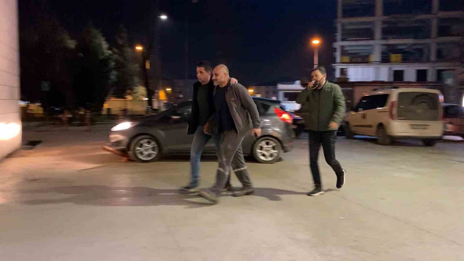 bursada alacak verecek kavgasi kanli bitti eniste dehset sacti 3 fRhHfQeO