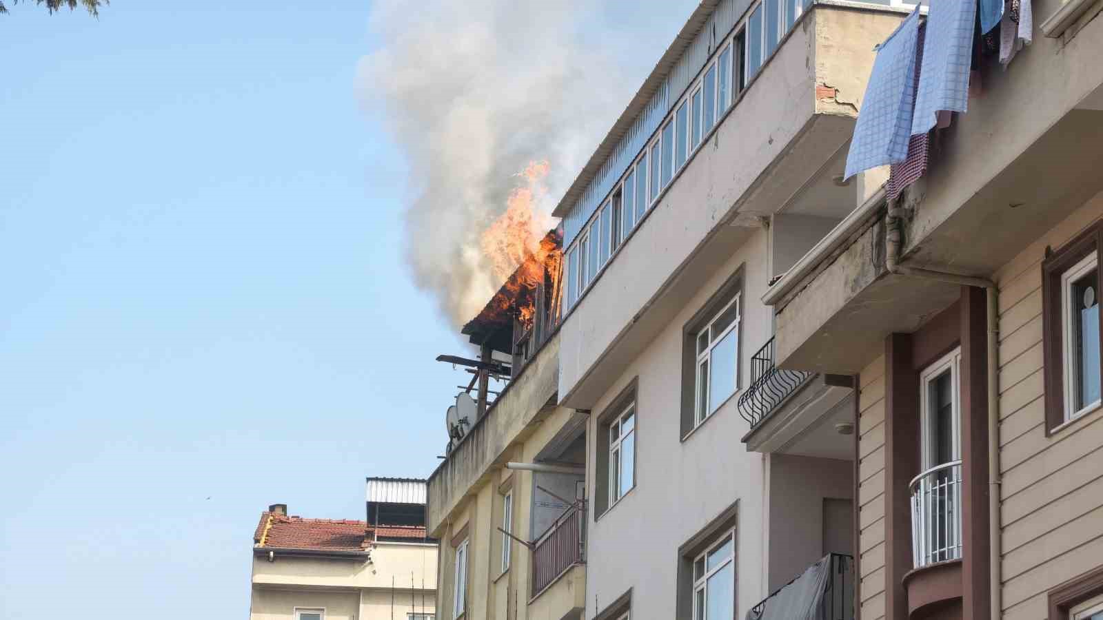 bursada apartman terasinda yangin panigi 0 m3bPm8c7