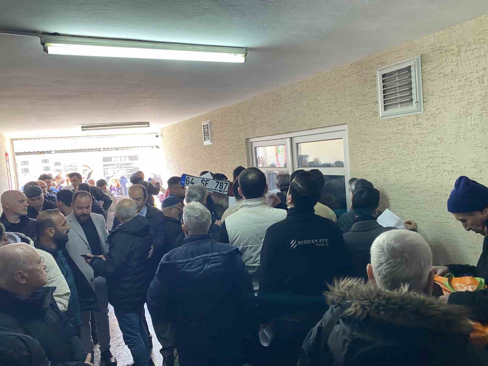 bursada app plaka izdihamikuyruk sokaklara tasti 3 s9RnDKW2
