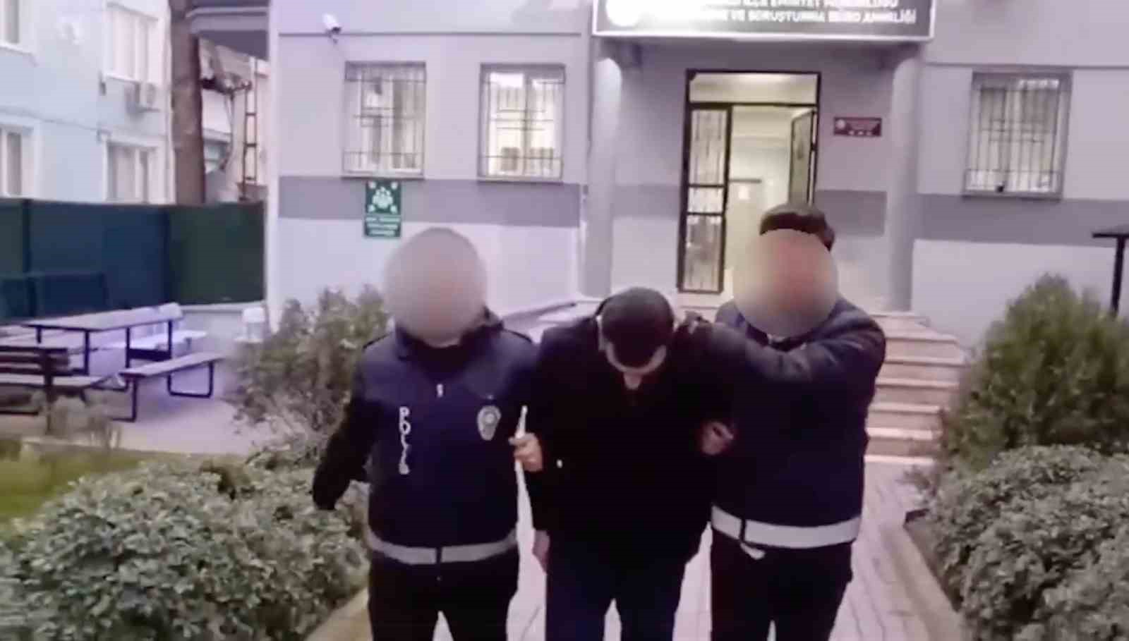 Bursa’da aranan 2 kişi yakalandı 5 bursada aranan 2 kisi yakalandi 1 liVWiTMX