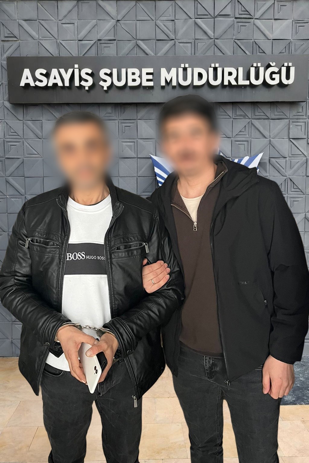 bursada aranan sahislara operasyonda 8 kisi yakalandi polis bayram seyran dinlemiyor 2 J2Usb1tM