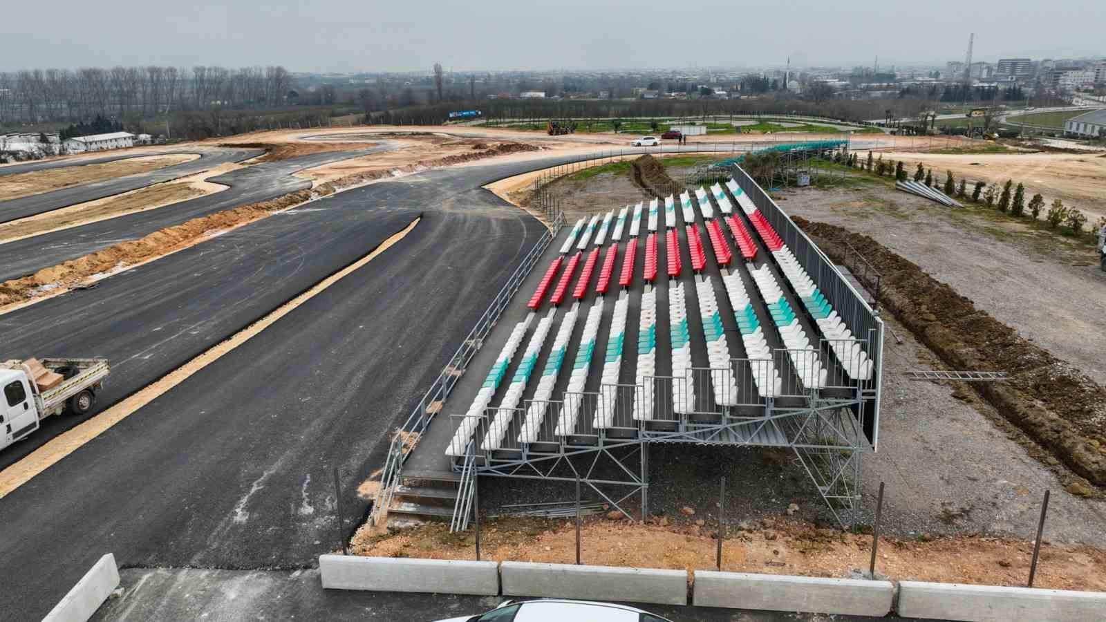bursada asfaltin tozunu atacaklar 1 I7uXpOMY