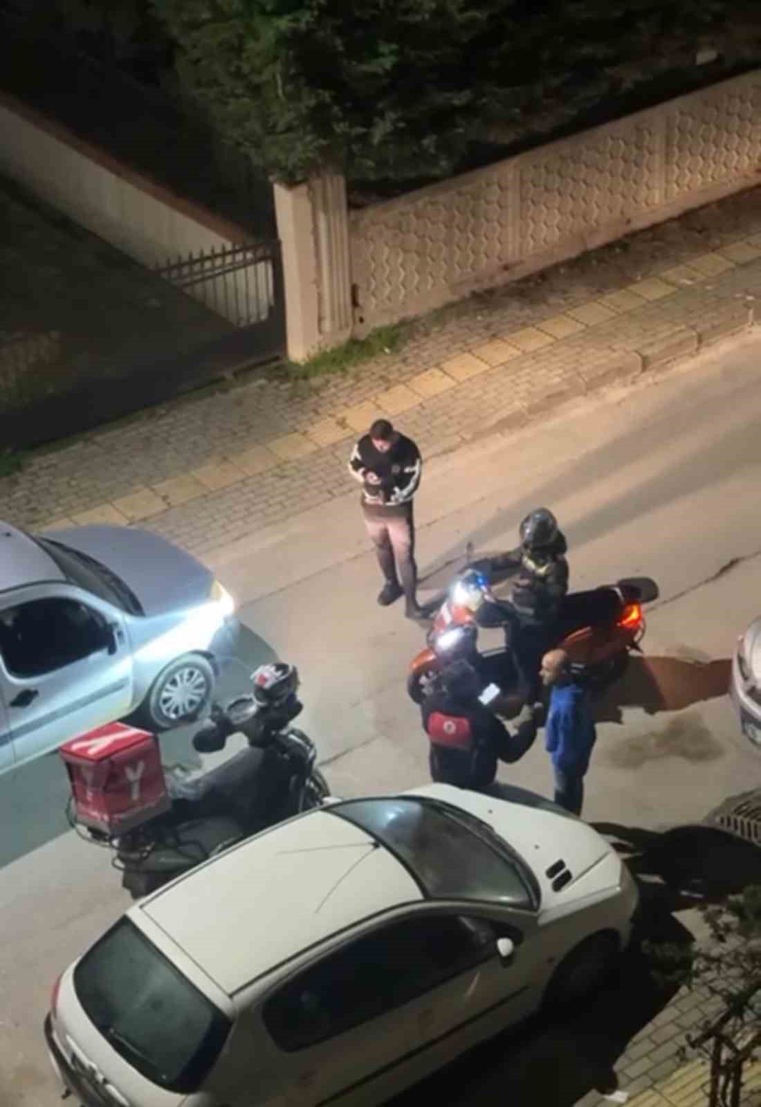 bursada asilsiz ihbar ve siparis kabusuyakin arkadaslari da hedef alindi 6 6QtZaKCA
