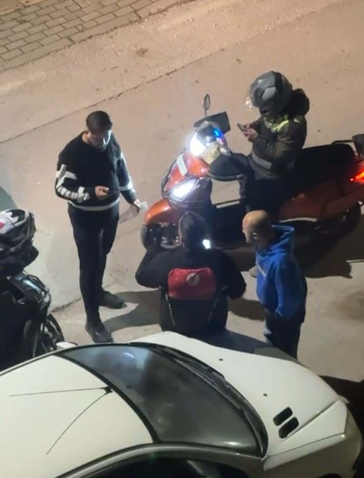 bursada asilsiz ihbar ve siparis kabusuyakin arkadaslari da hedef alindi 9 Ow6GW8Z6