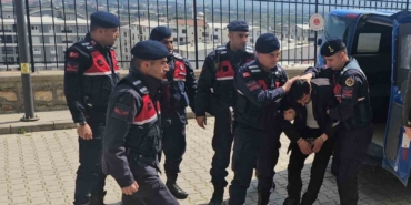 bursada-baba-ogul-cinayetinde-zanli-tutuklandi-nImz66Zc.jpg