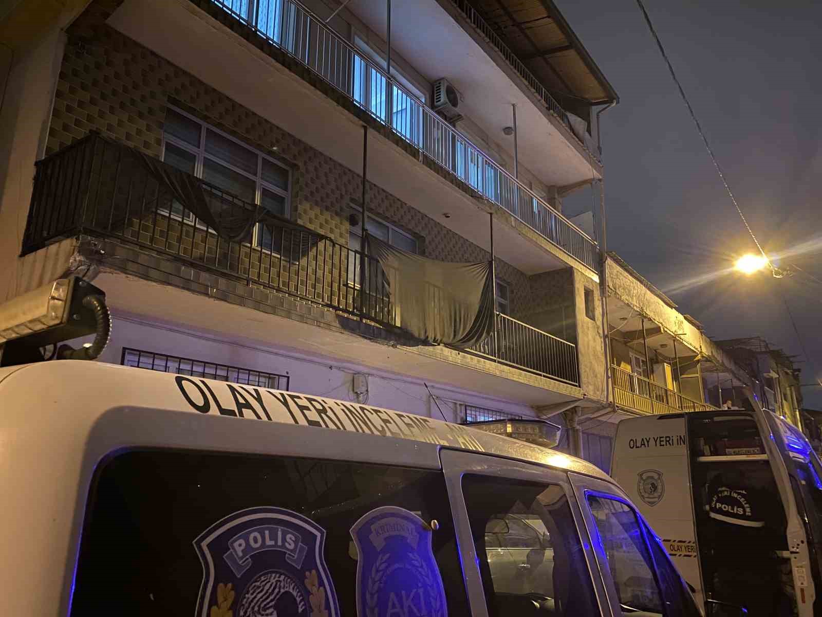 bursada baba ogul kavgasi kanli bitti baba agir yaralandi 3 gzXGaf6M