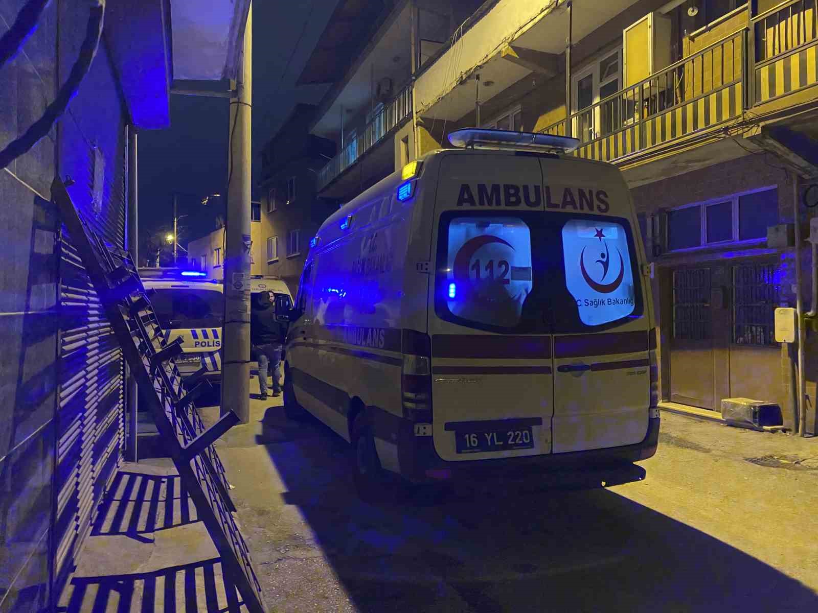 bursada baba ogul kavgasi kanli bitti baba agir yaralandi 4 OKUrhbBj