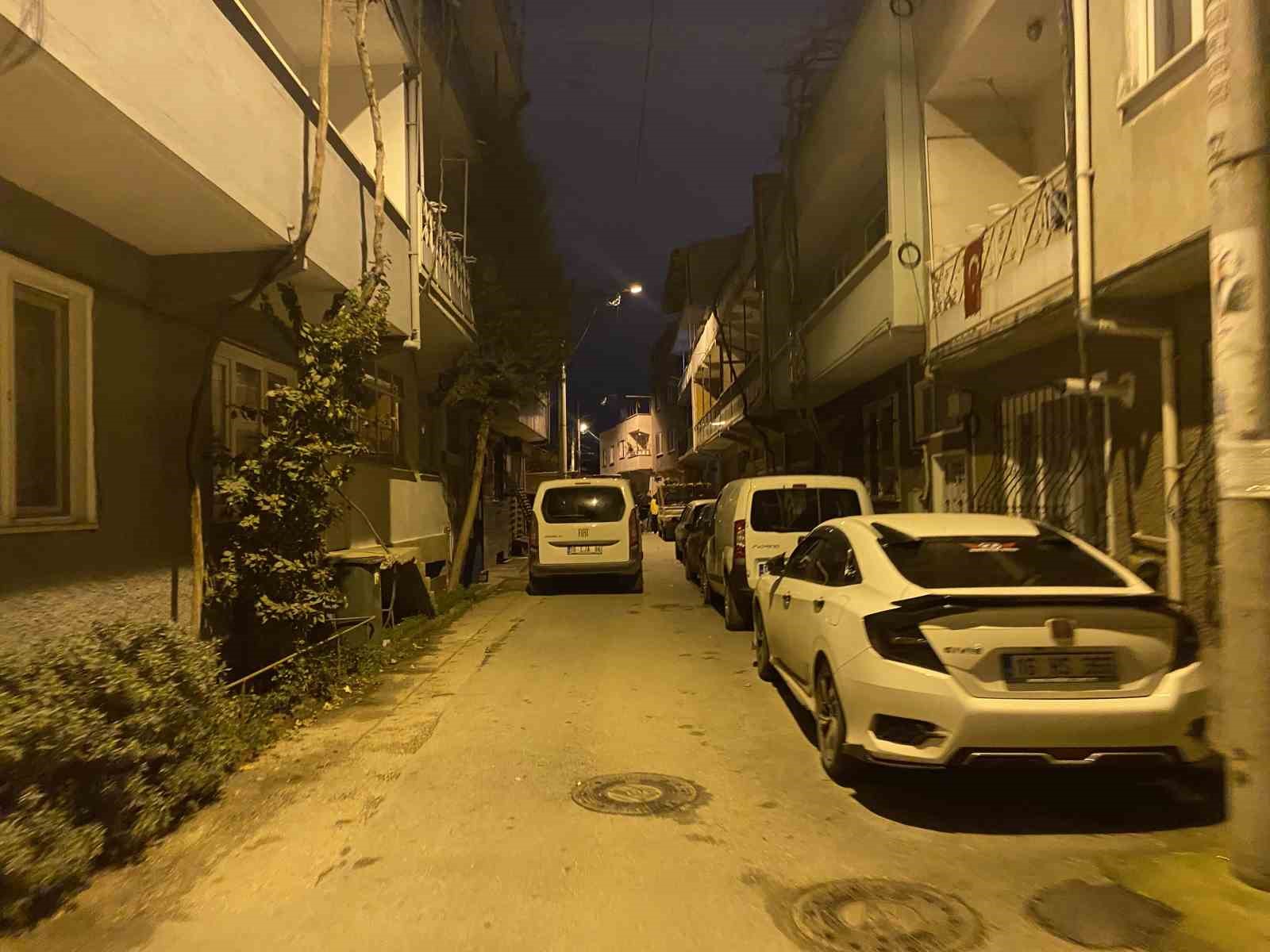 bursada baba ogul kavgasi kanli bitti baba agir yaralandi 6 mQmMq32r