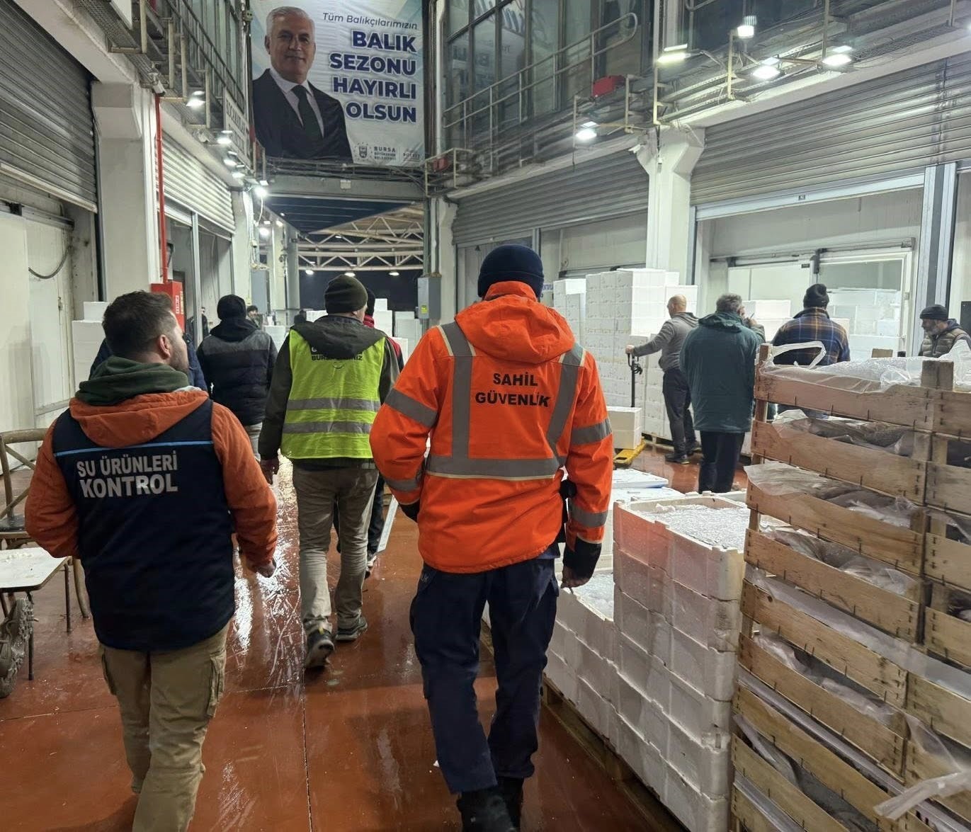 bursada balik halinde gece operasyonu615 kilo istavrite el konuldu 0 RLspw4gv