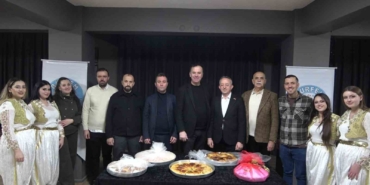 bursada-balkan-esintili-sahur-sokak-sokak-dolasip-borek-topladilar-ziAWZISr.jpg